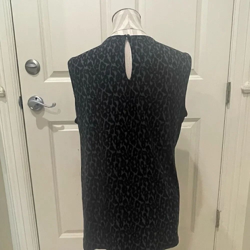 STITCH FIX Mock Neck Knit Tank! - Picture 5 of 15